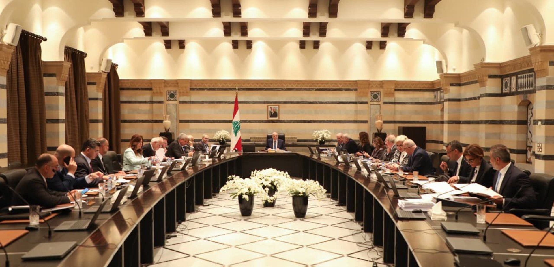 جلسة مالية وانتخابية في السرايا... وزير الداخلية: الانتخابات النيابية ستجرى في موعدها في أيار 2026